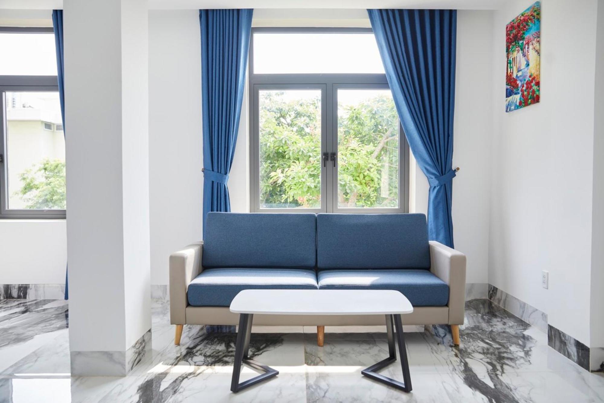 Khang Thinh Hotel Long Thanh Esterno foto