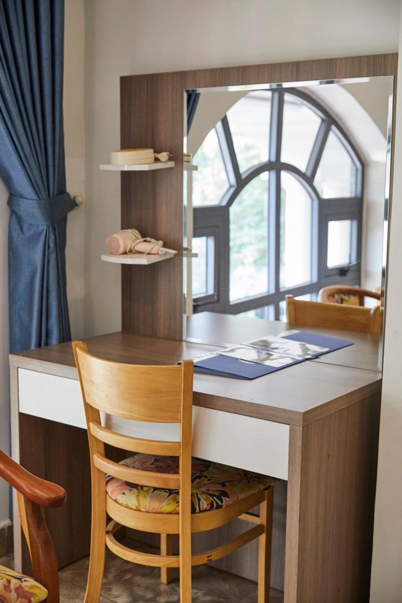 Khang Thinh Hotel Long Thanh Esterno foto